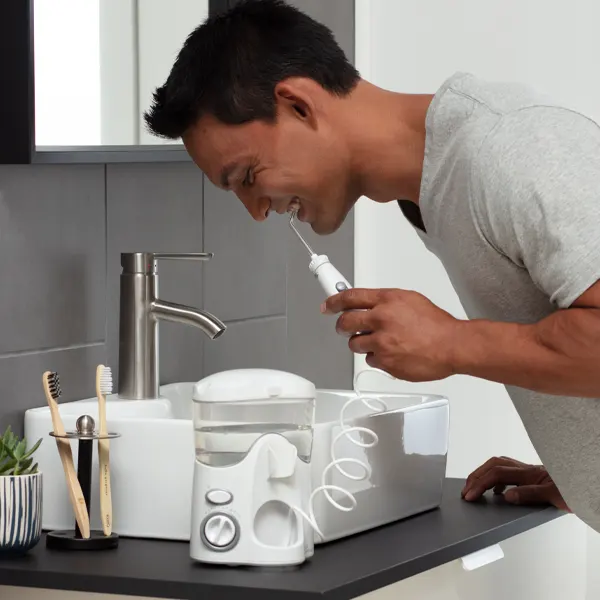Limpieza bucal con irrigador Waterpik