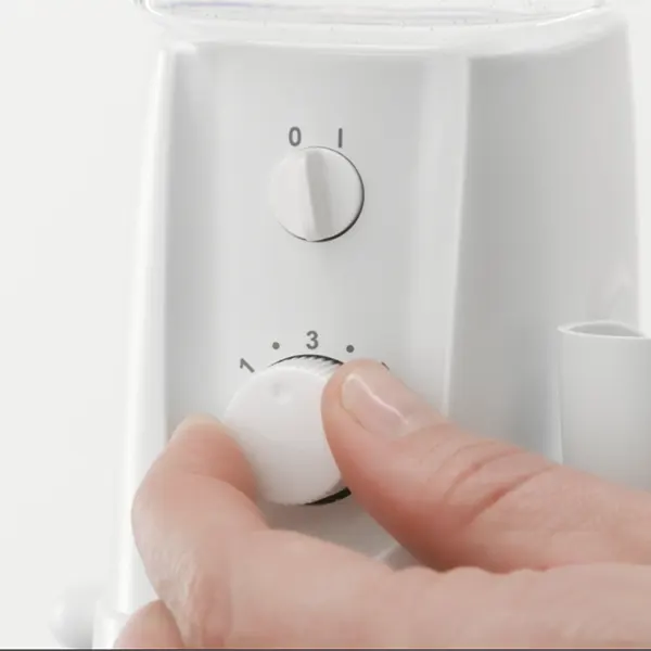 ¿Cómo limpiar tus brackets con un irrigador dental? Guía fácil